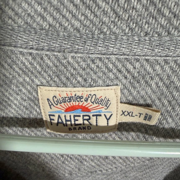 Faherty Heather Gray Knit Sweater - Picture 4 of 6